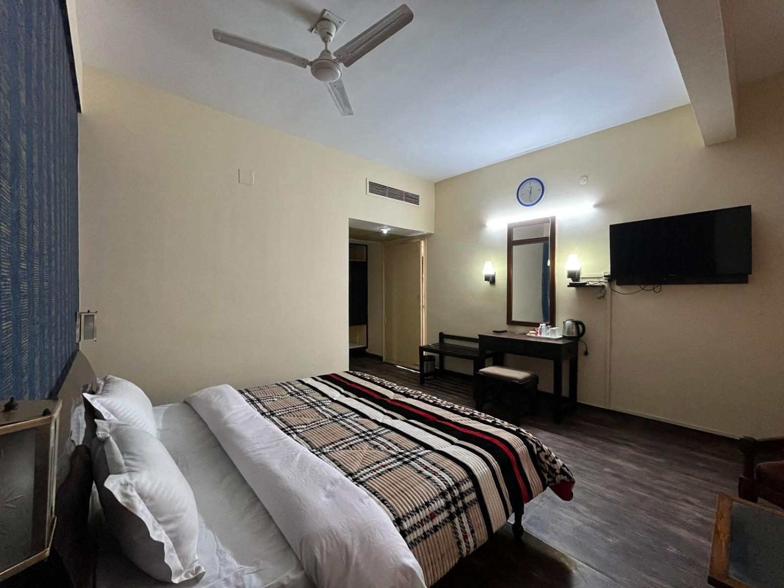Gautam Hotel Varanasi Eksteriør bilde