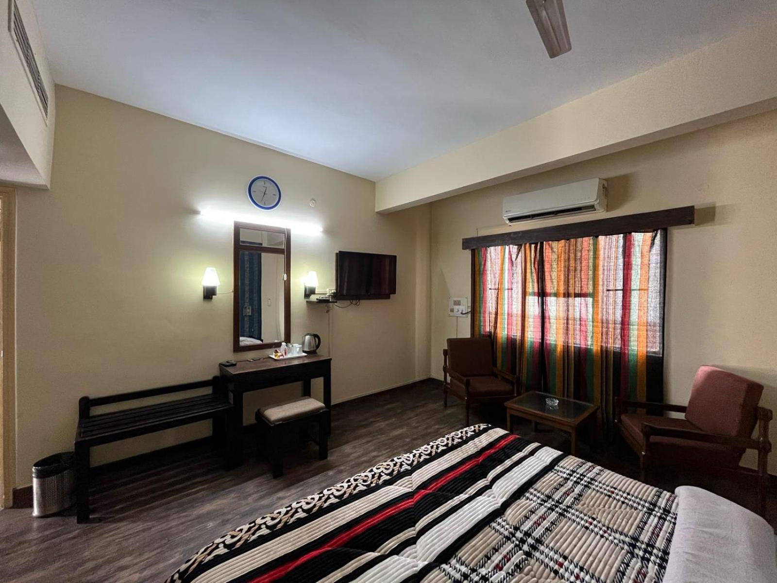Gautam Hotel Varanasi Eksteriør bilde