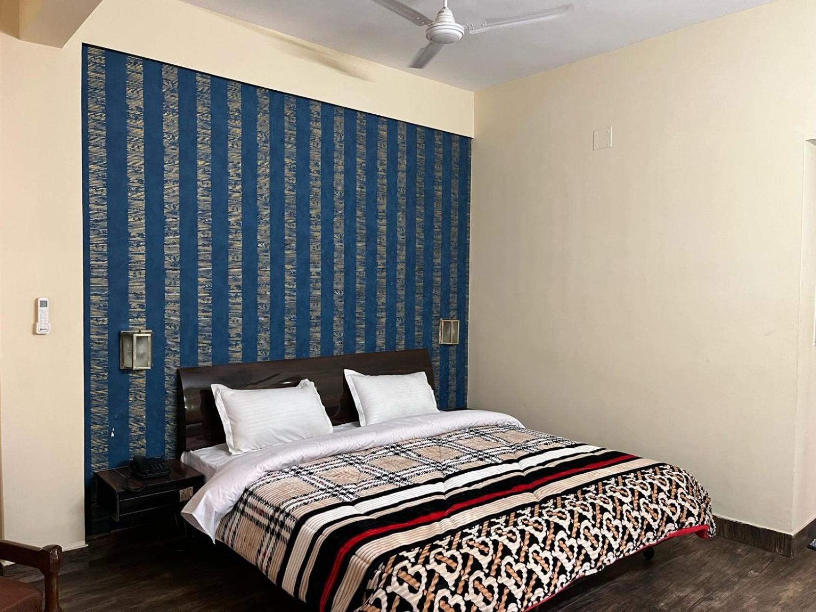 Gautam Hotel Varanasi Eksteriør bilde