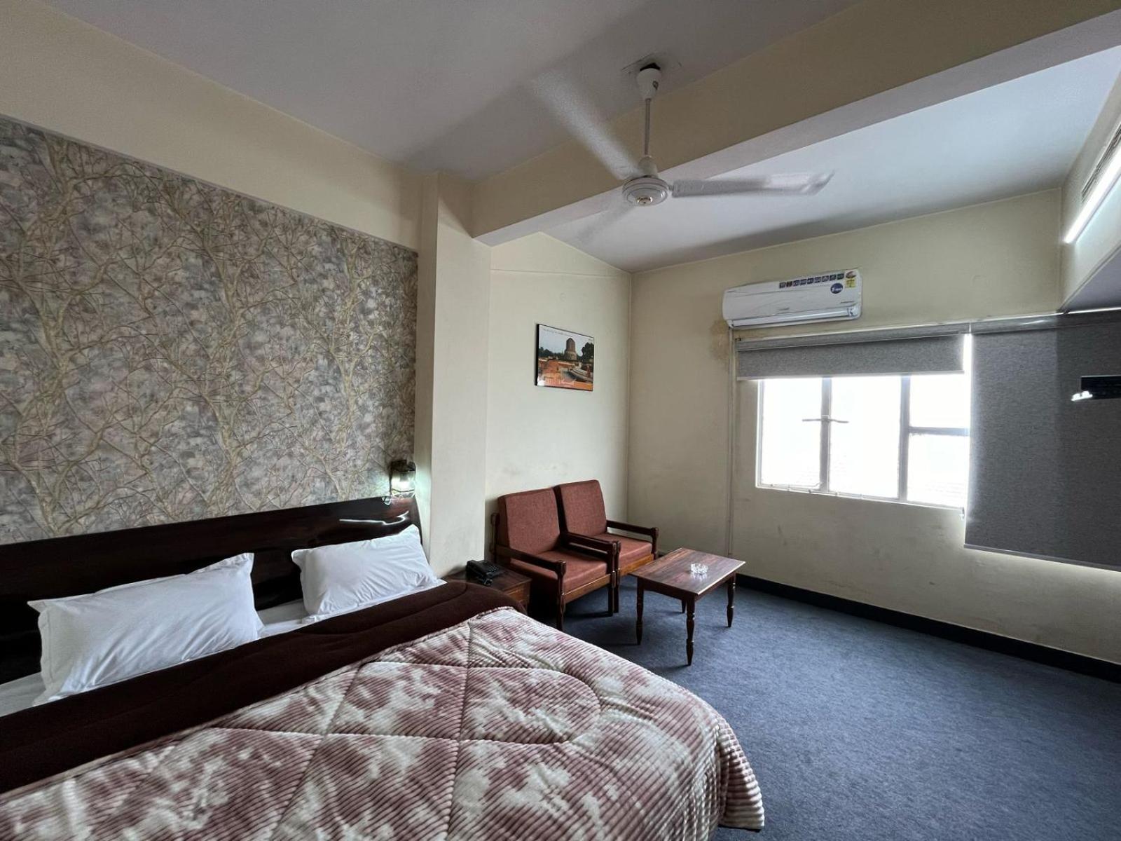 Gautam Hotel Varanasi Eksteriør bilde