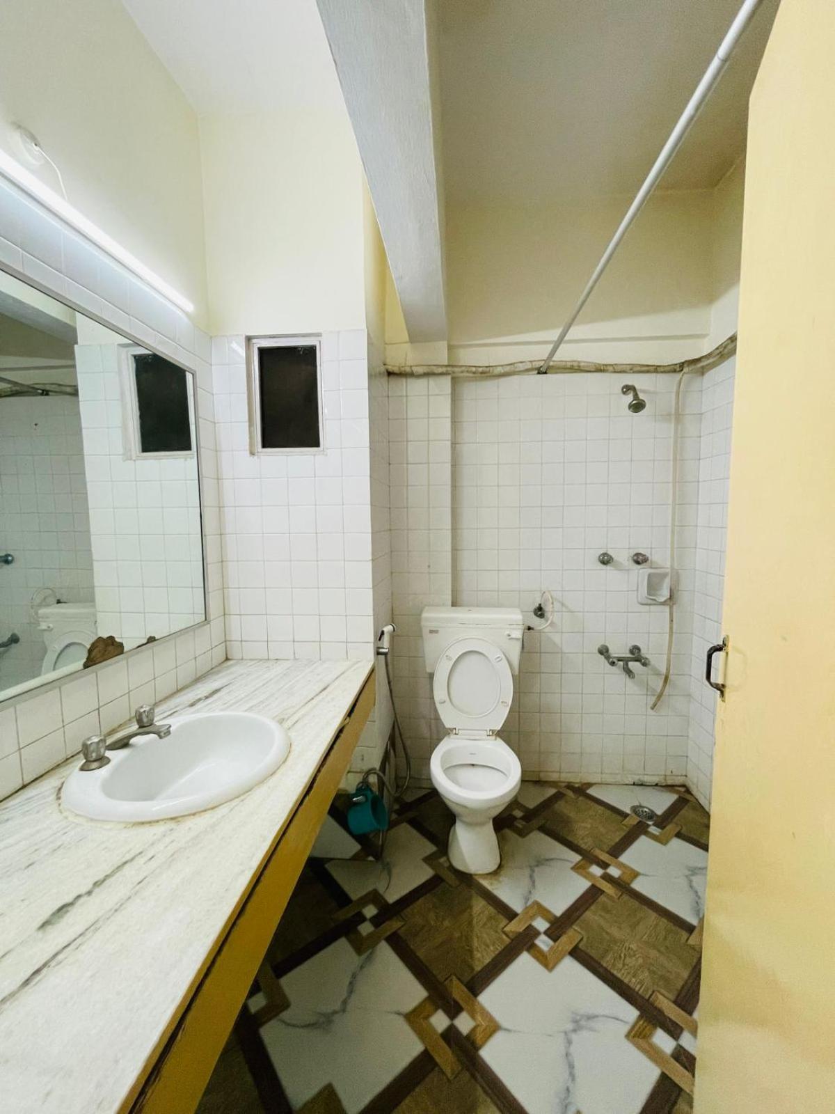 Gautam Hotel Varanasi Eksteriør bilde